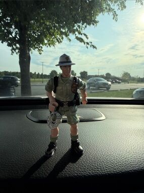 Dino Valley Chap Mei Bob The Ranger Explorer Figure